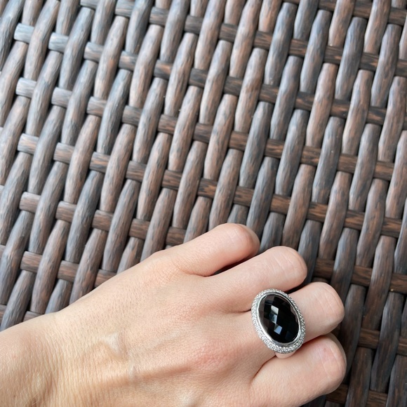 David Yurman Oval Onyx & Diamond Ring - Picture 7 of 8